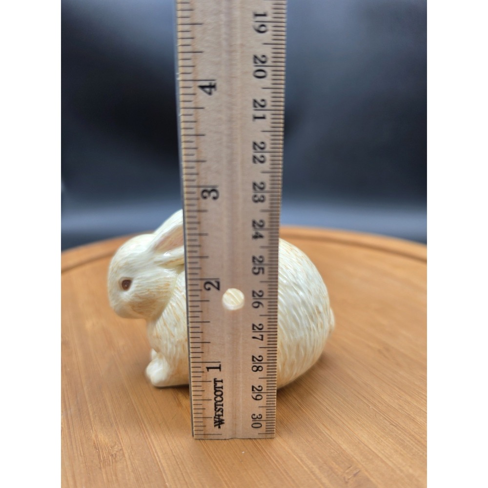 Vintage Hallmark Easter Bunny Ceramic Shaker - Picture 8 of 8